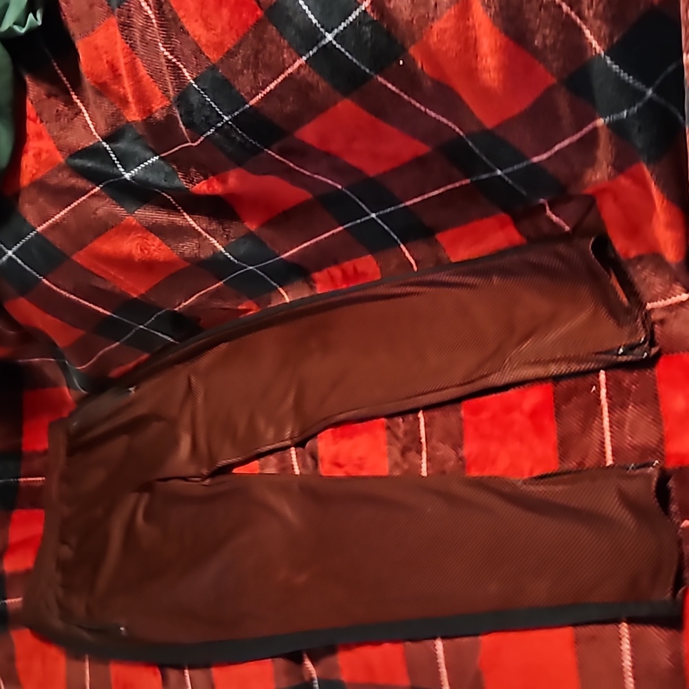 Men's reddish blach knit sweats